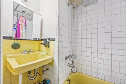 927 E 35th Street, Brooklyn, NY 11210 - Photo 19