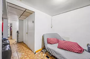 927 E 35th St, Brooklyn, NY 11210 - Photo 17