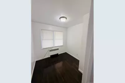 9 Ferndale Drive, Hicksville, NY 11801 - Photo 19