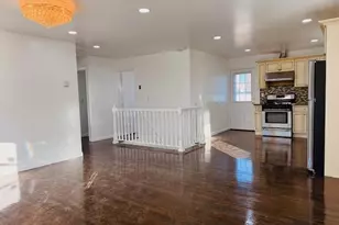 9 Ferndale Dr, Hicksville, NY 11801 - Photo 3