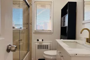 9 Ferndale Dr, Hicksville, NY 11801 - Photo 21