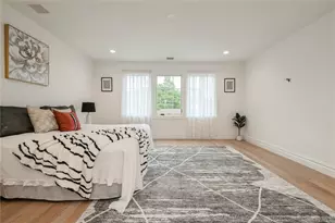 17 East Ave, Hicksville, NY 11801 - Photo 13