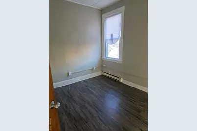 18 Davis Street, Poughkeepsie, NY 12601 - Photo 11