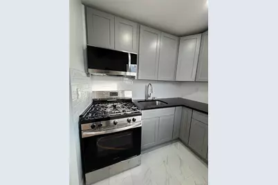 11055 159th Street #2, Jamaica, NY 11433 - Photo 5