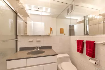 30 Barstow Road #3A, Great Neck, NY 11021 - Photo 15