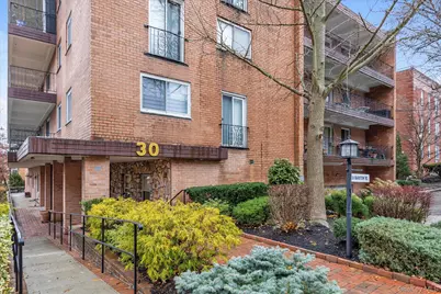 30 Barstow Road #3A, Great Neck, NY 11021 - Photo 1