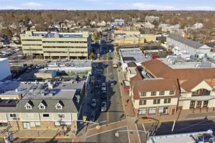 [Address not provided], Westbury, NY 11590 - Photo 7