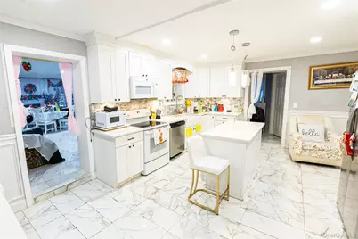 163 Orchard Road, Patchogue, NY 11772 - Photo 7