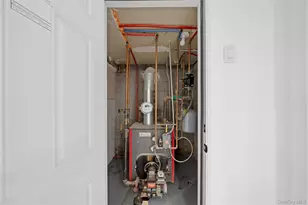 193 N Arizona Rd, West Babylon, NY 11704 - Photo 19