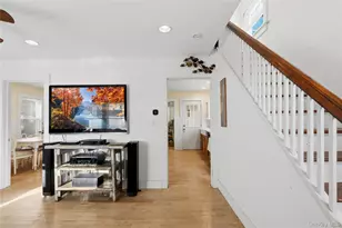 1125 Pequash Ave, Cutchogue, NY 11935 - Photo 7