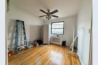 135-23 Jewel Avenue #A, Kew Gardens, NY 11367 - Photo 5