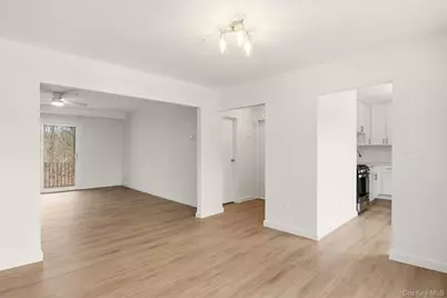 8 Dogwood Court #8, Selden, NY 11784 - Photo 13