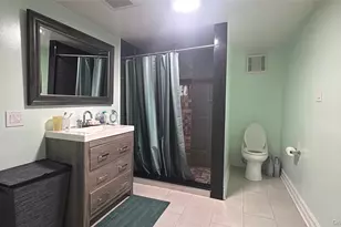 40-20 249th St, Little Neck, NY 11363 - Photo 11