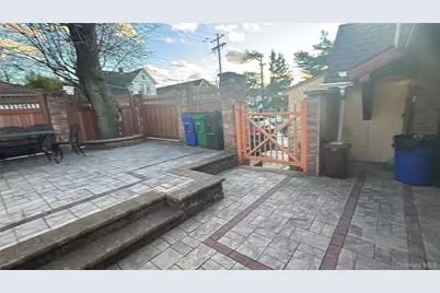 4020 249th Street, Little Neck, NY 11363 - Photo 13