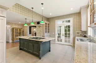 104 Fort Hill Rd, Huntington, NY 11743 - Photo 9