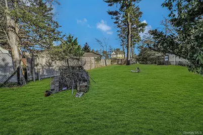 11 Doxsee Place, Islip, NY 11751 - Photo 25