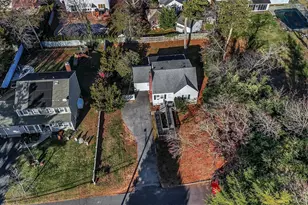 11 Doxsee Pl, Islip, NY 11751 - Photo 27