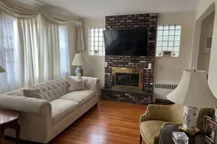 21 Oceanview Ave, Valley Stream, NY 11581 - Photo 3