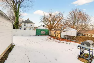 49 Cleveland St, White Plains, NY 10606 - Photo 33