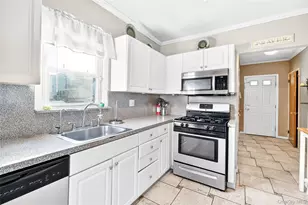 49 Cleveland St, White Plains, NY 10606 - Photo 17