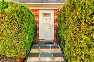 10 Sciortino Pl, White Plains, NY 10607 - Photo 7