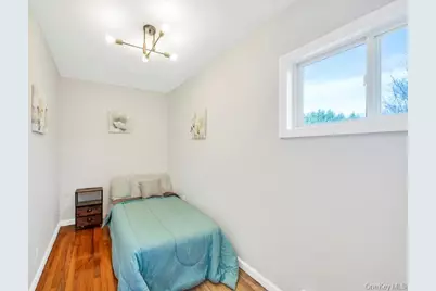 42 Gates Avenue, Brentwood, NY 11717 - Photo 17