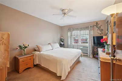 90-28 83rd Avenue, Glendale, NY 11385 - Photo 11