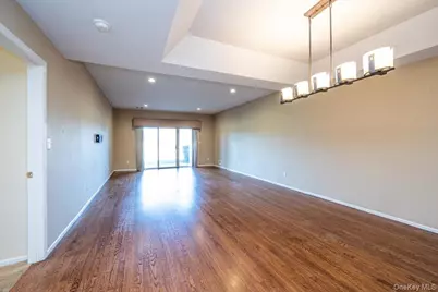 97 Windwatch Drive, Hauppauge, NY 11788 - Photo 17