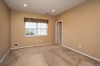 97 Windwatch Drive, Hauppauge, NY 11788 - Photo 13