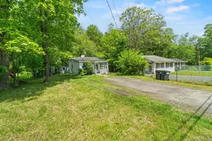 359 Lake Shore Dr, Pine Bush, NY 12566 - Photo 3