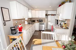 4030 Avoca Ave, Bethpage, NY 11714 - Photo 11