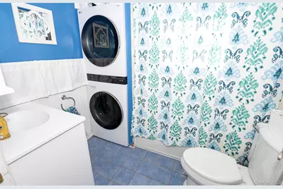 4030 Avoca Avenue, Bethpage, NY 11714 - Photo 15