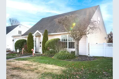 4030 Avoca Avenue, Bethpage, NY 11714 - Photo 3