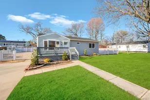 18 S 28th St, Wyandanch, NY 11798 - Photo 3