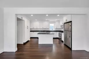 18 S 28th St, Wyandanch, NY 11798 - Photo 9