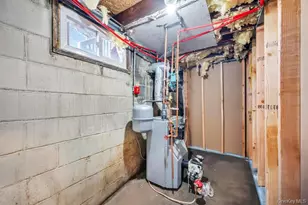 18 S 28th St, Wyandanch, NY 11798 - Photo 23