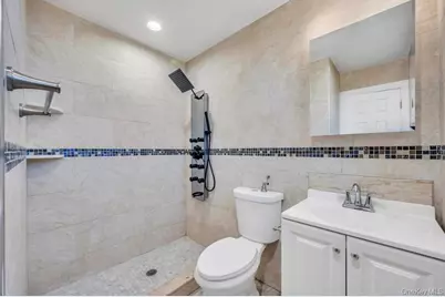 18 S 28th Street, Wyandanch, NY 11798 - Photo 15