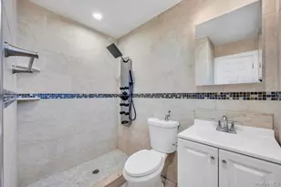 18 S 28th St, Wyandanch, NY 11798 - Photo 15