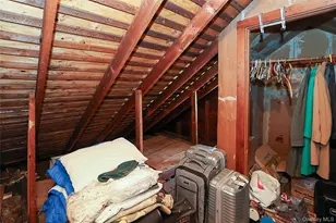 71 Beechwood Ave, Manhasset, NY 11030 - Photo 27