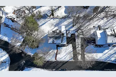 7 Lexington Road, New City, NY 10956 - Photo 7