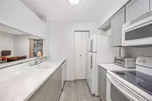 615 Broadway, Amityville, NY 11701 - Photo 13