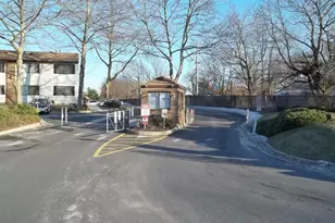 615 Broadway, Amityville, NY 11701 - Photo 3