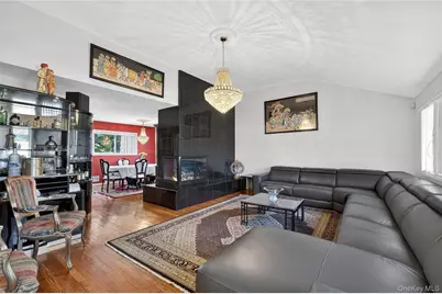 1 Peppermill Road, Roslyn, NY 11576 - Photo 5