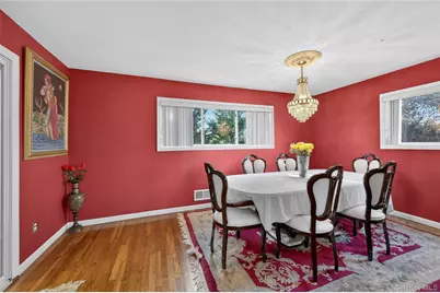 1 Peppermill Road, Roslyn, NY 11576 - Photo 9