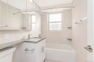 3333 Henry Hudson Pkwy, Bronx, NY 10463 - Photo 11