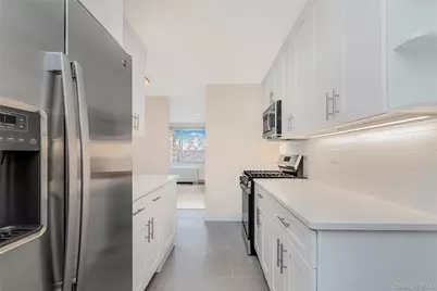 3333 Henry Hudson Parkway #5S, Bronx, NY 10463 - Photo 5