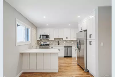 104 Harrisburg Street, Bay Shore, NY 11706 - Photo 9