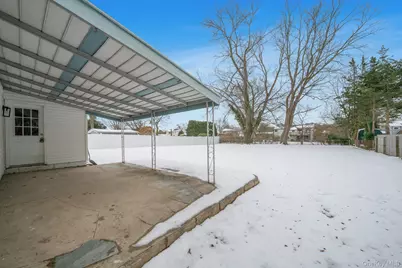 104 Harrisburg Street, Bay Shore, NY 11706 - Photo 11