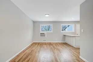 104 Harrisburg St, Bay Shore, NY 11706 - Photo 33