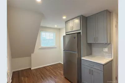 46 Copiague Street #2, Valley Stream, NY 11580 - Photo 7